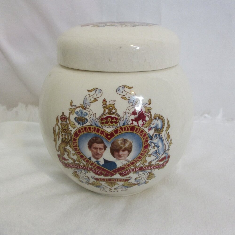 Sadler England Tea Caddy Charles and Diana Royal Wedding Ceramic 1981 Jar Lid
